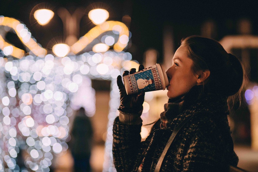 woman drinking coffee